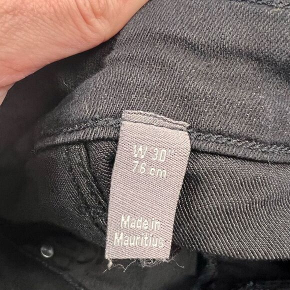 ASOS midi black shorts 30” - Picture 3 of 7